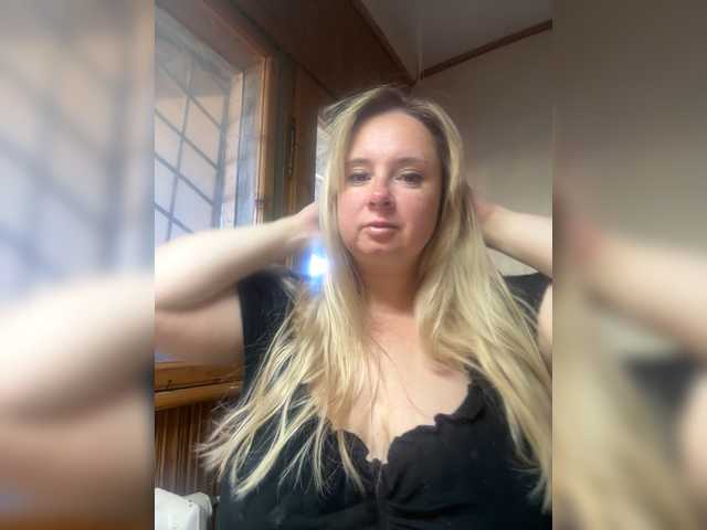 Mila2703 online show from August 15, 11:25 am