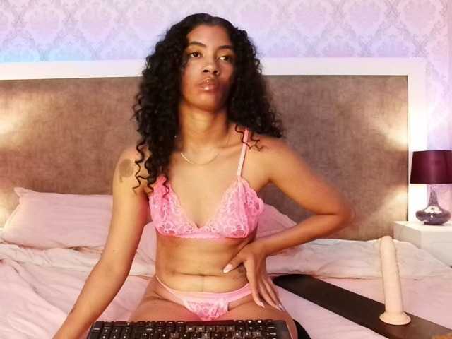 MilaBelle online show from August 11, 3:58 pm