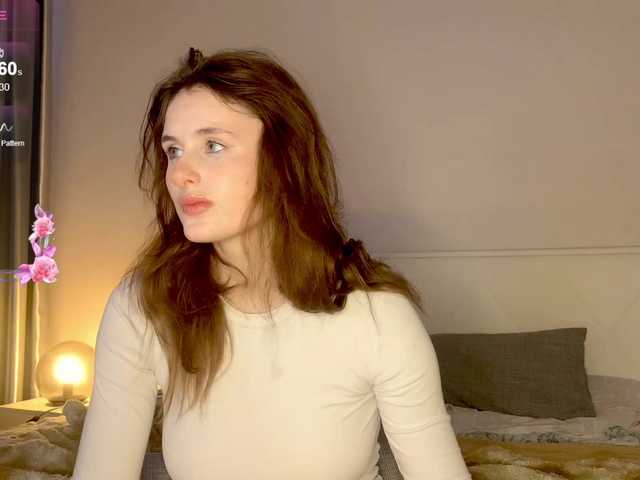 MilaElin online show from July 13, 9:31 pm