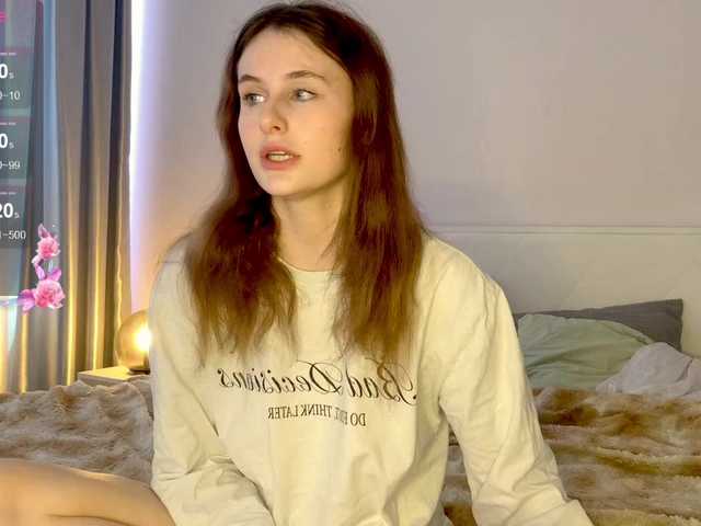 MilaElin online show from July 19, 8:38 am