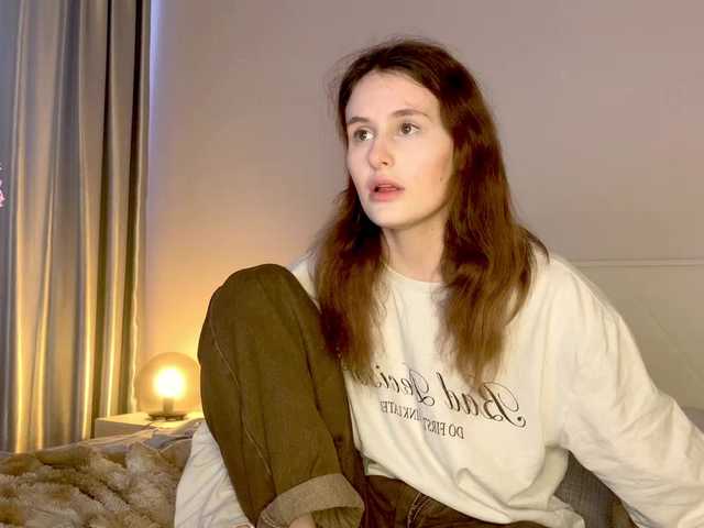 MilaElin online show from July 23, 8:00 pm