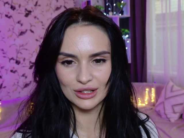 MilaSweety1 online show from August 8, 3:17 am