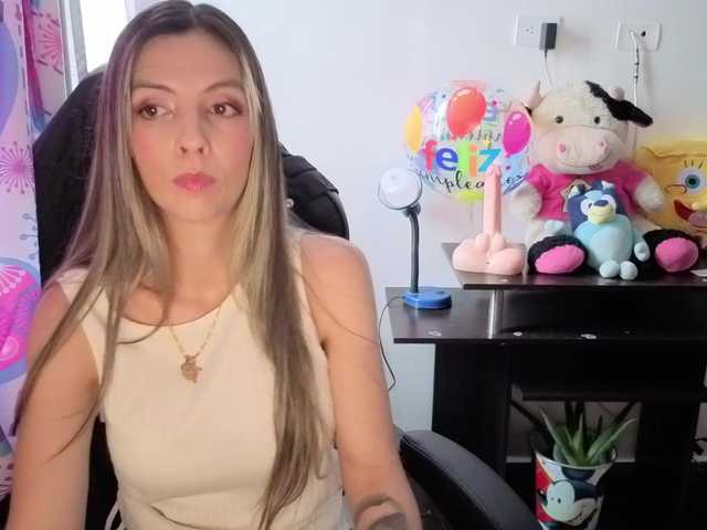 Milacoxx38 online show from July 18, 9:49 pm