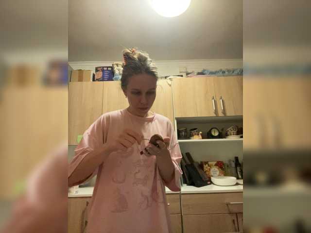 Milana22a online show from July 17, 9:37 pm