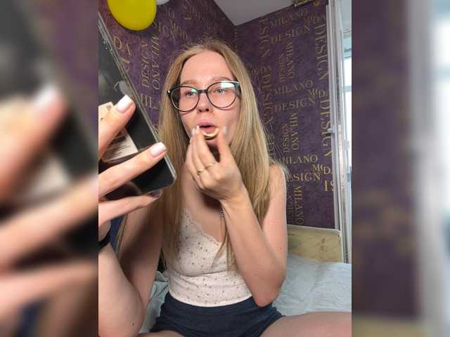 Milana22a online show from July 23, 11:34 am