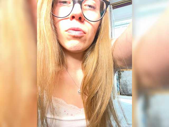 Milana22a online show from July 23, 12:40 pm