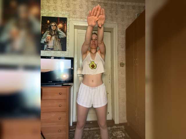 Milana22a online show from August 7, 5:51 am