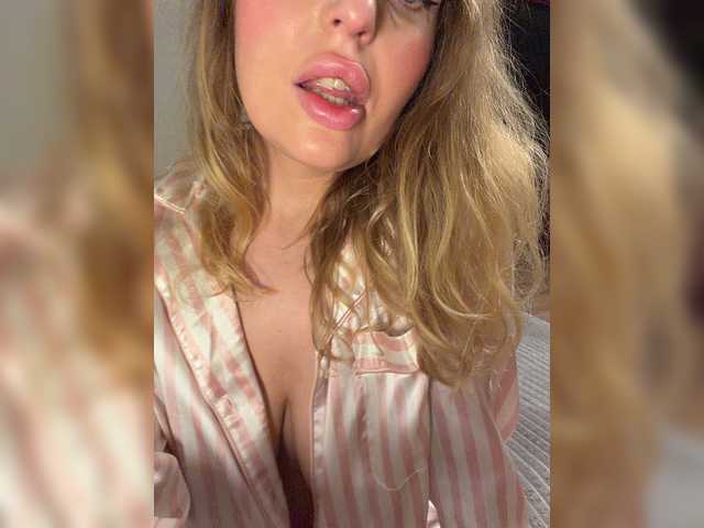 Milana40 online show from August 31, 7:03 pm