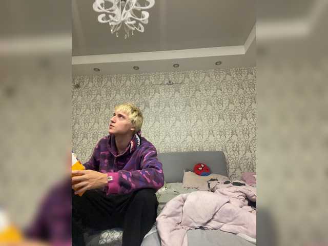 MilanaMike1 online show from July 19, 7:27 pm