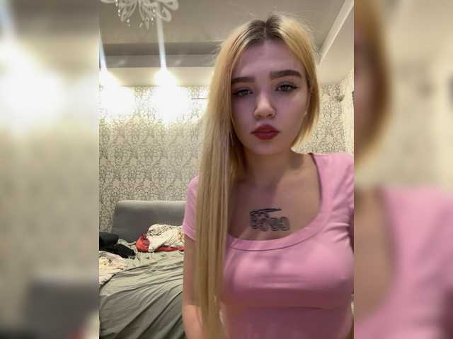 MilanaMike1 online show from August 22, 6:25 pm