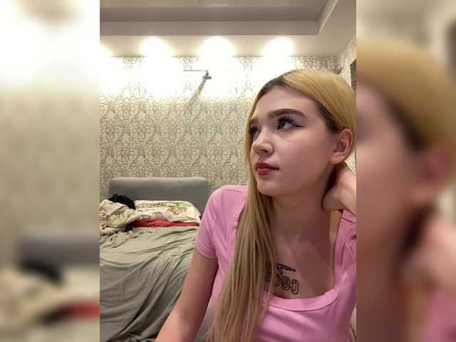 MilanaMike1 online show from August 22, 8:15 pm