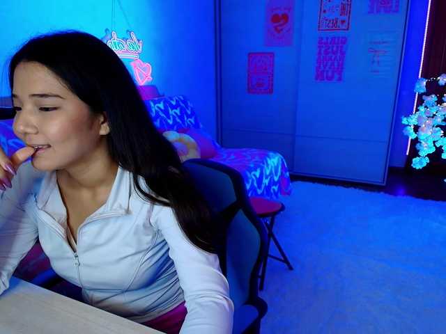 MilanaMittt online show from August 9, 5:14 pm