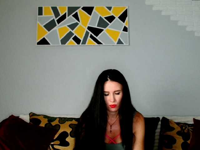 MilfLunna online show from August 15, 2:10 pm