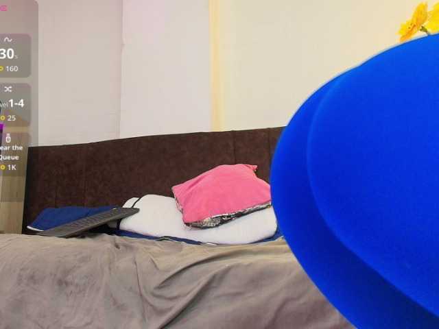 MilfSharoon online show from August 2, 1:45 am