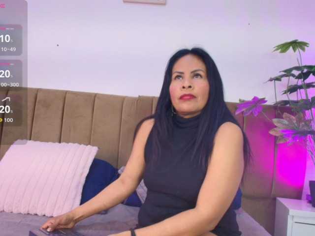 MilfSharoon online show from August 6, 8:08 pm