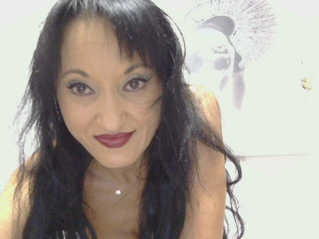 MilfSindy online show from July 15, 5:47 pm