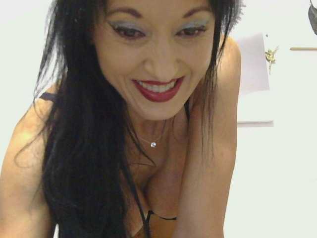 MilfSindy online show from July 23, 4:20 pm