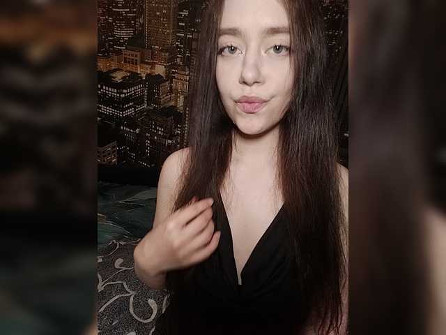 MilkaVay1 online show from August 1, 7:53 pm