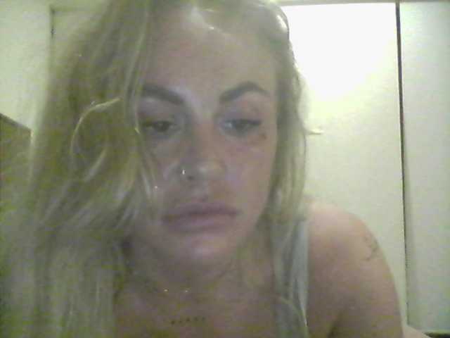 Millisa13 online show from May 22, 1:40 am