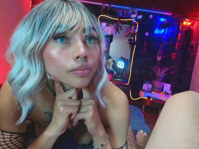 Milu-XXX online show from August 2, 7:43 pm
