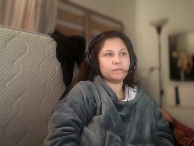 Minettesexy24 online show from April 18, 9:45 am