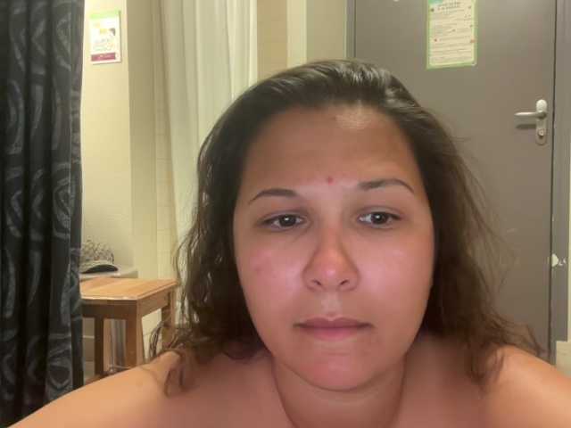 Minettesexy24 online show from August 3, 5:53 pm