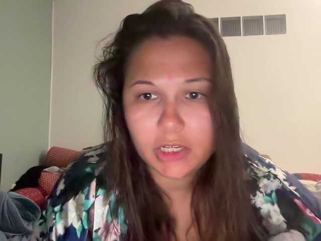 Minettesexy24 online show from August 4, 8:17 pm