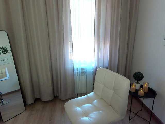 MirandaQueen online show from August 14, 4:16 am