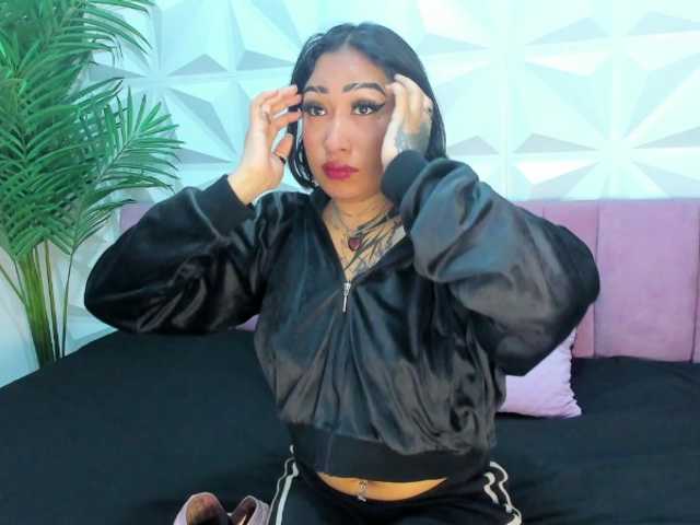 Mirella-Solis online show from August 14, 11:25 am