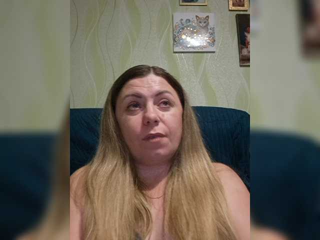 Mishellca online show from July 18, 8:43 pm