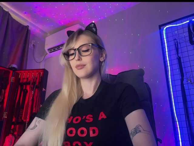 Miss-Liya online show from July 20, 3:42 am