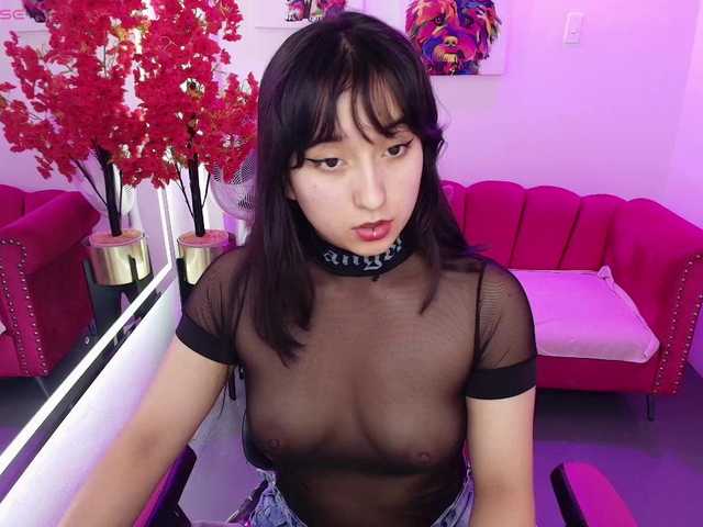 Miss-dolly online show from August 10, 2:40 pm