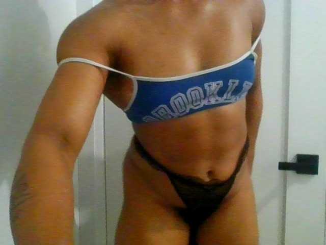 MissBoss online show from August 17, 4:12 pm