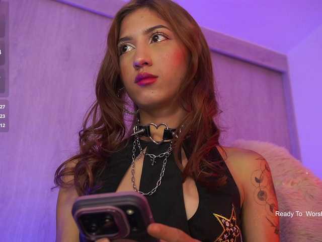 MissKorrah online show from July 11, 1:33 am