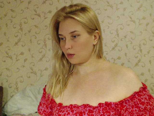 MissLilyAbrams online show from July 17, 4:29 pm