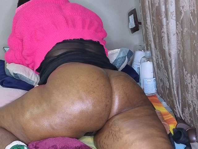 MissSpicybooty online show from August 11, 8:33 pm