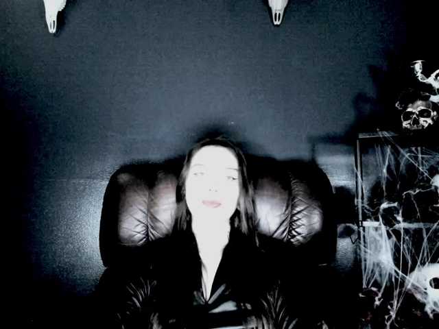 MissToxic online show from August 5, 6:06 pm