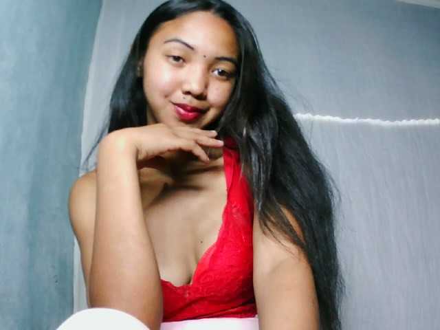 Missfireangel12 online show from August 13, 9:23 am