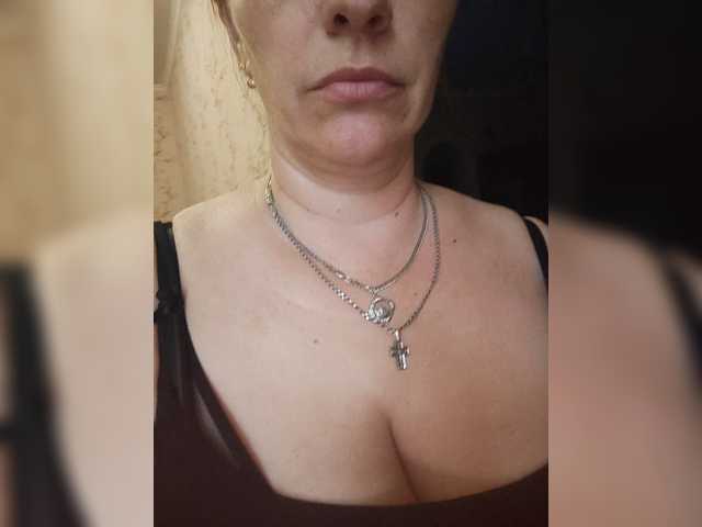 MissieLorrie online show from August 7, 4:07 pm