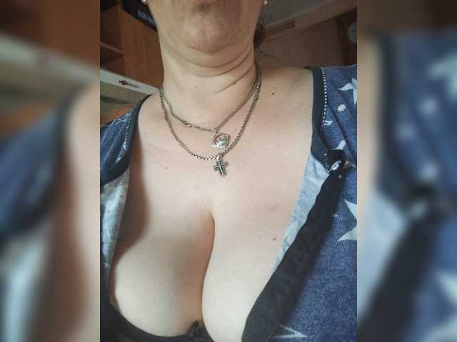 MissieLorrie online show from August 12, 11:01 am