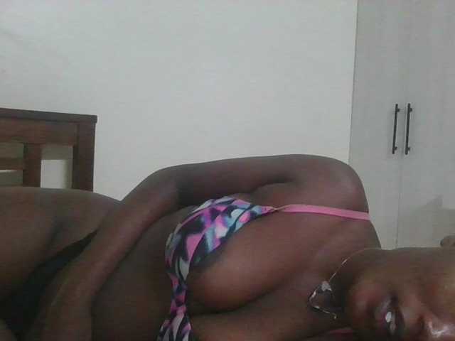 Missprettygal online show from July 25, 2:37 am