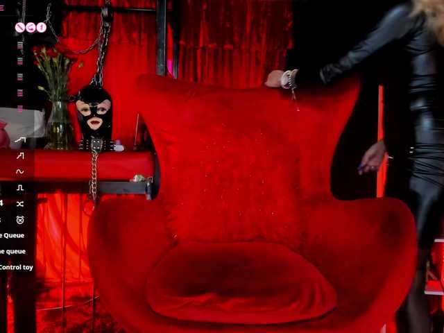 MistressAndre online show from August 5, 8:07 pm