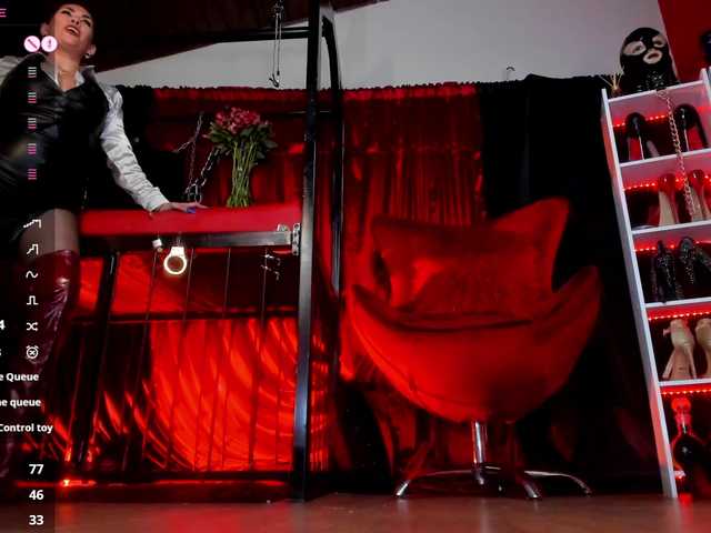 MistressAndre online show from August 11, 10:45 pm