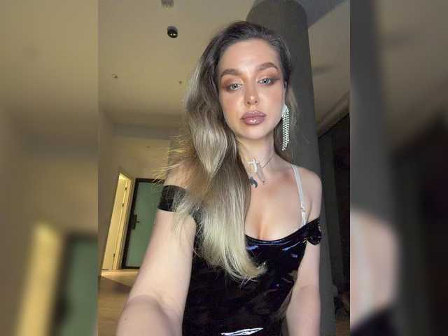 MistressX555 online show from April 18, 11:03 pm