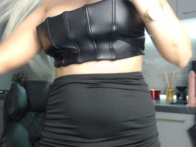Mistresszora01 online show from July 29, 7:21 pm