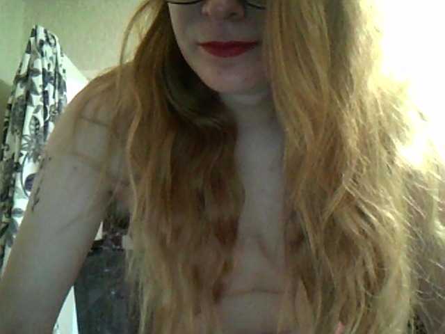 Mmmmyyyyrrrr online show from August 11, 12:29 pm