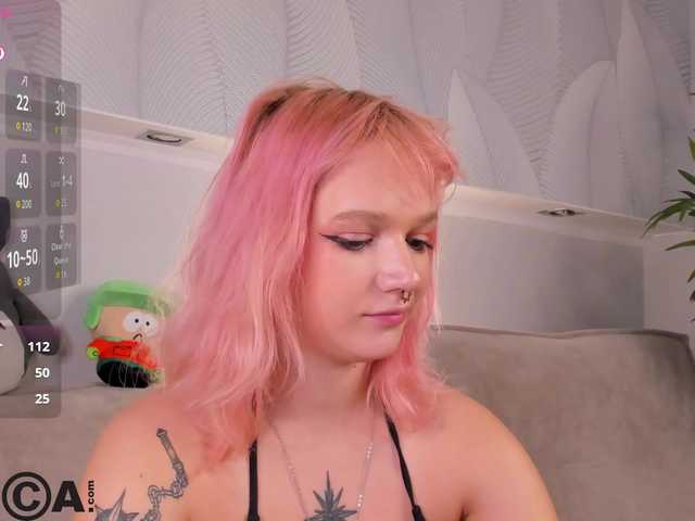 Molly-Platt online show from August 10, 1:56 pm