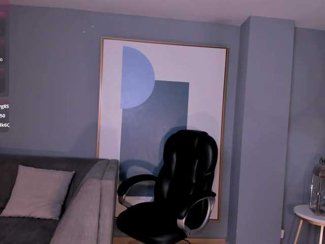 MollyJones online show from August 7, 6:19 pm
