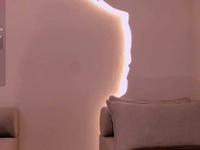 MollyJones online show from August 7, 10:43 pm