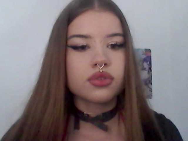 MollyLolly online show from July 17, 4:18 pm